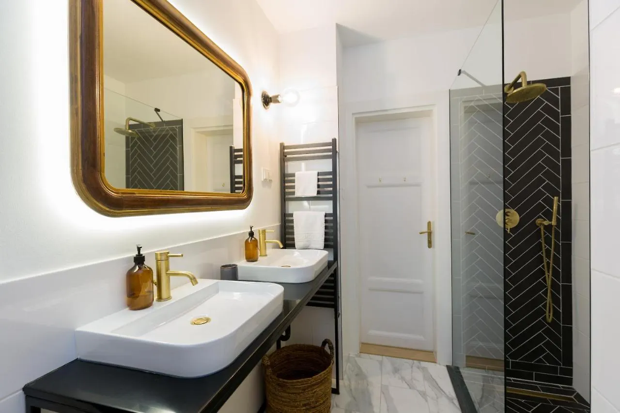 Style & Harmony In The Absolute Center Of Budapest